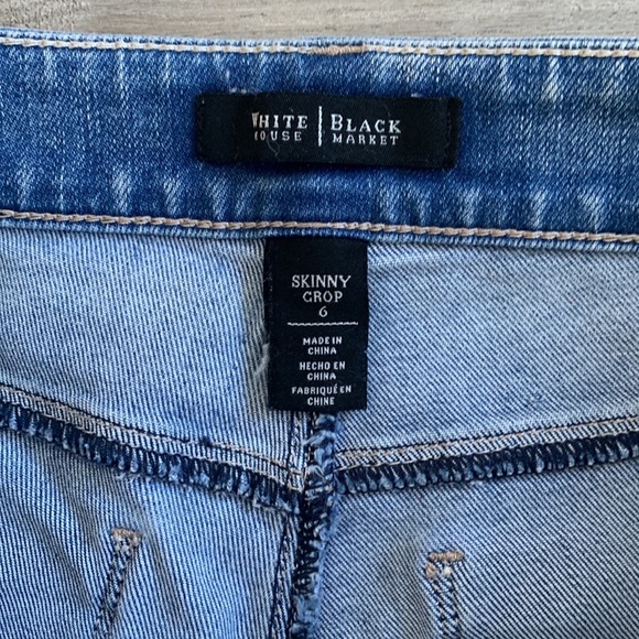 White House Black Market Light Blue Capri Size 6 - Picture 4 of 10